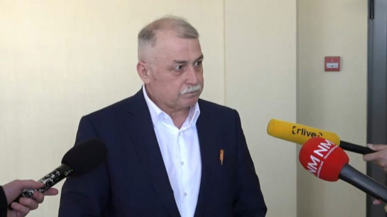 Экс-глава юридического управления парламента Ион Крянгэ останется под судебным контролем еще на 60 дней