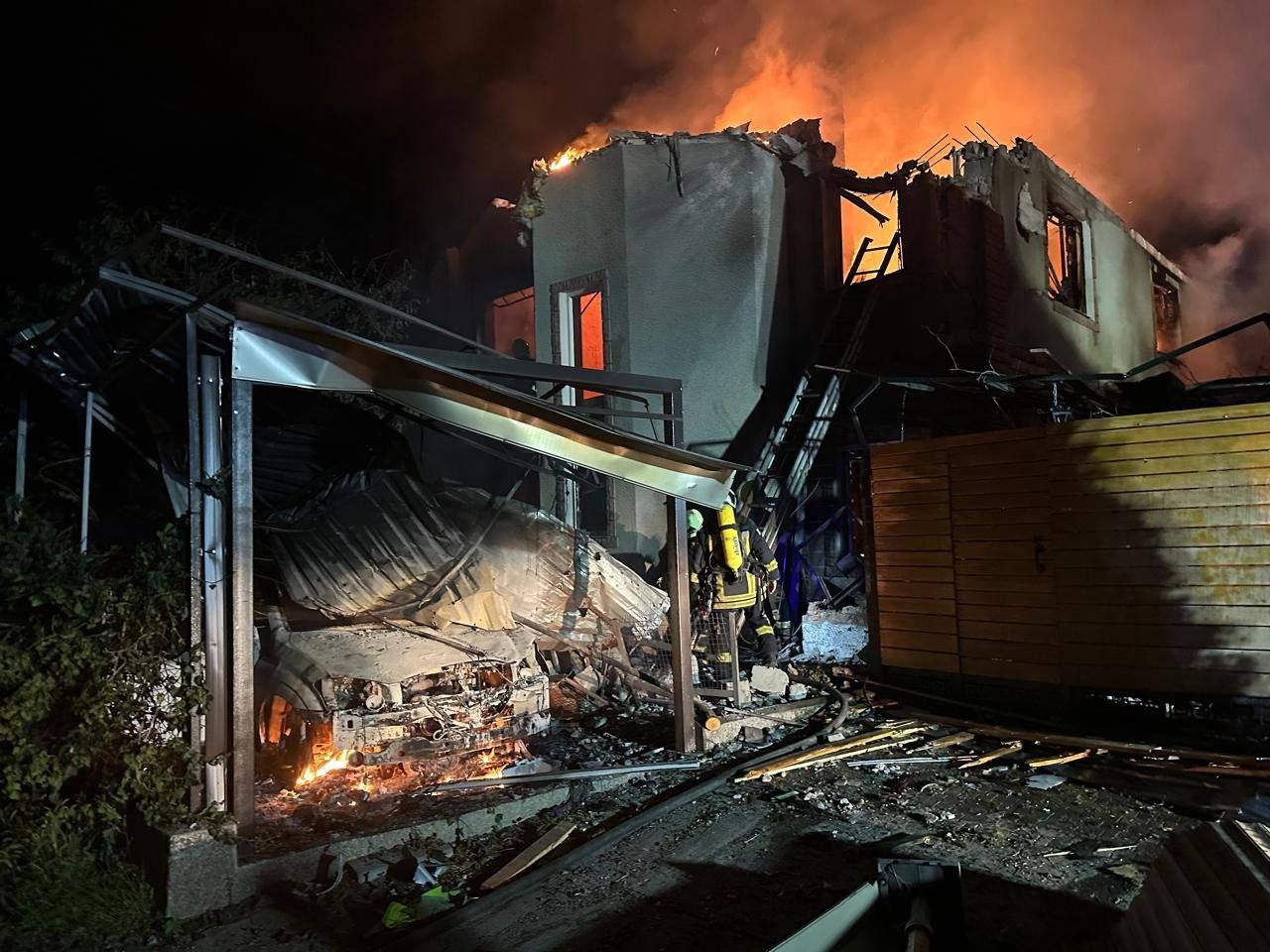 В Киеве в результате ночной атаки пострадали 16 человек, среди них — двое детей